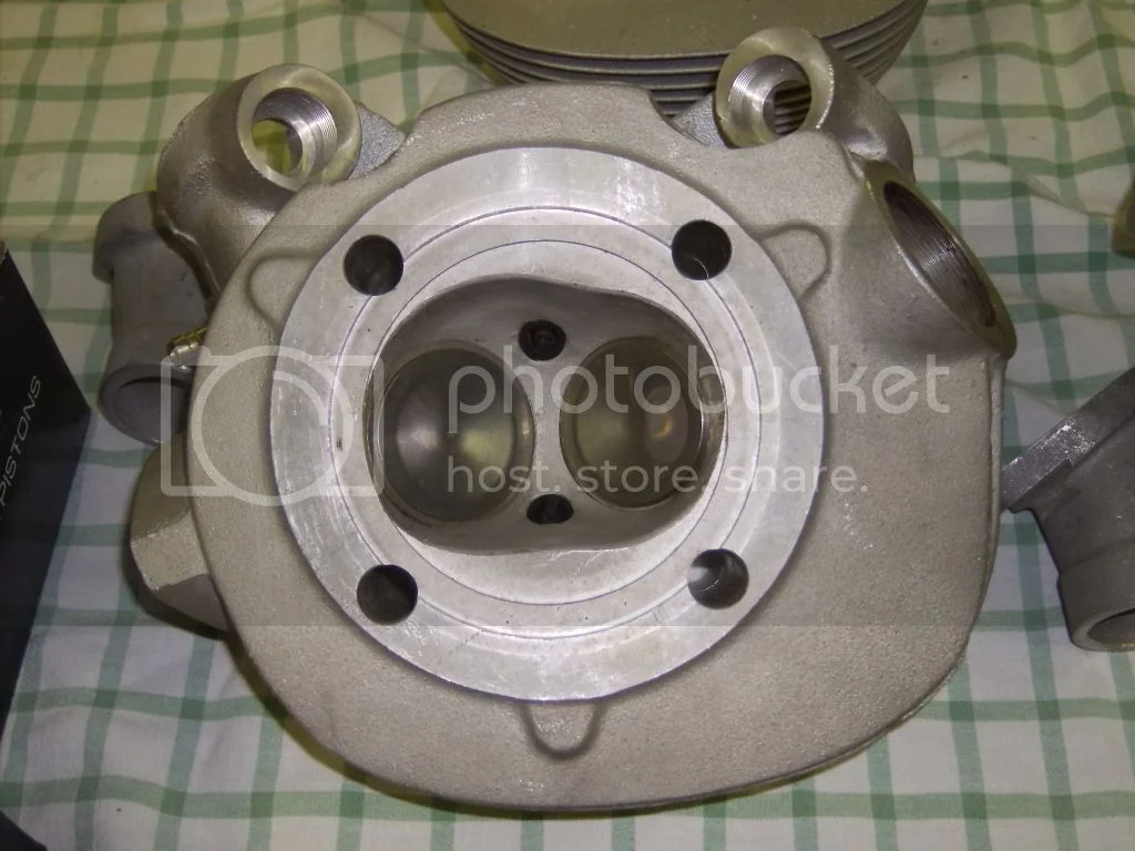 Bathtub combustion chambers Access Norton