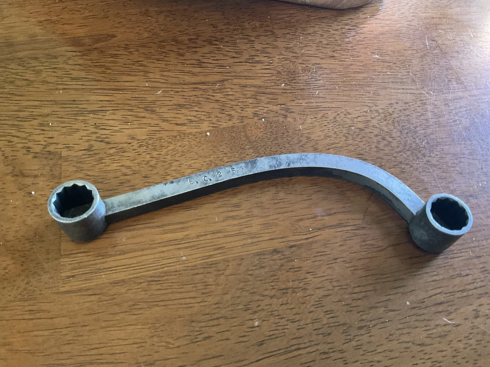 Help me I'm blind-head bolts