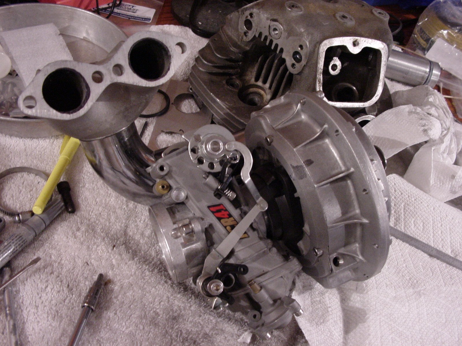 Keihin small body FCR 33 carbs