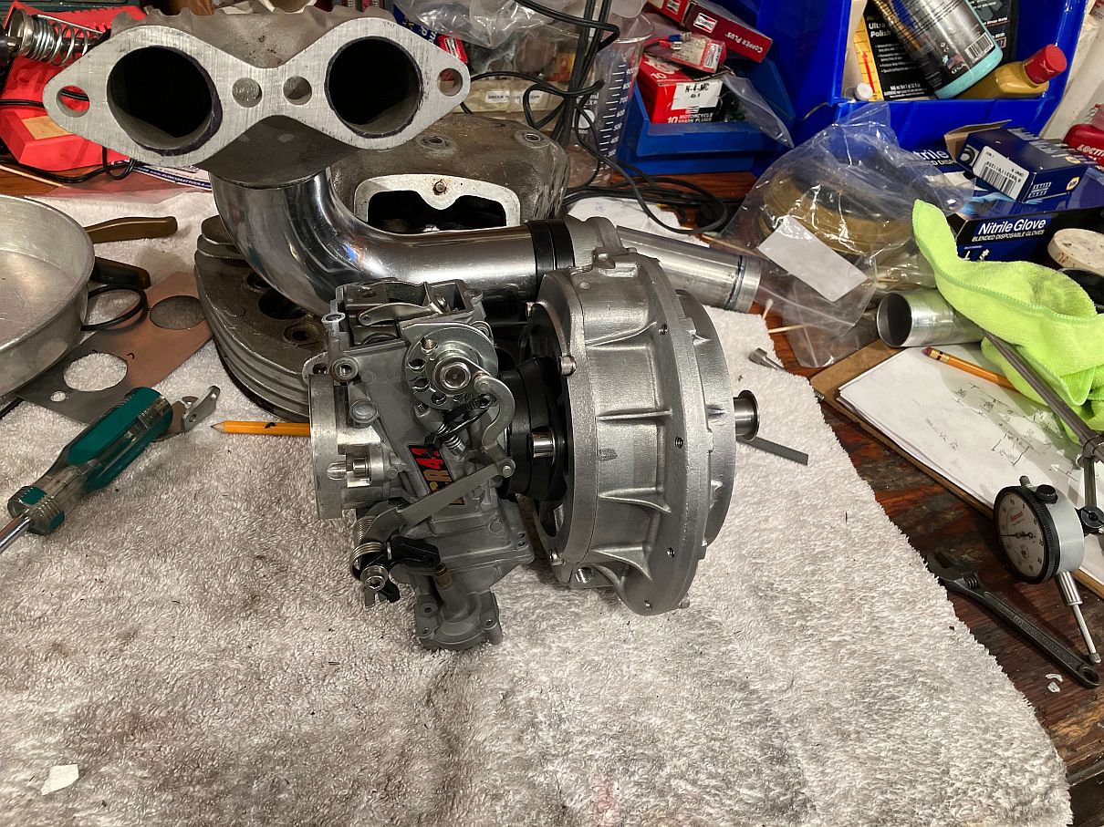 Keihin small body FCR 33 carbs