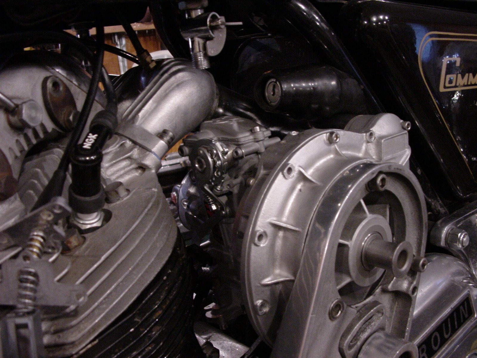 Keihin small body FCR 33 carbs