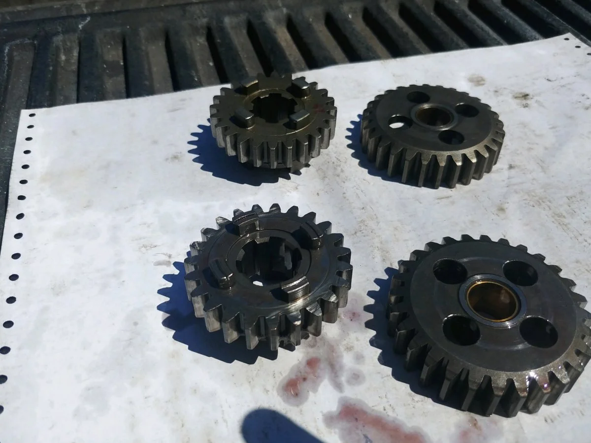 Strange gearbox issues, too long dogs? UPDATE