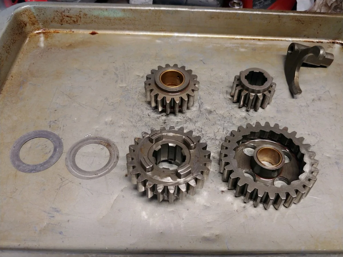 Strange gearbox issues, too long dogs? UPDATE