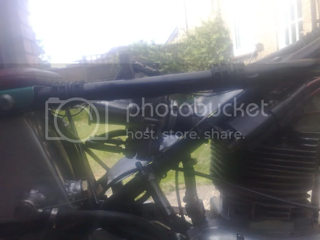 Camshaft tunnel big camshafts