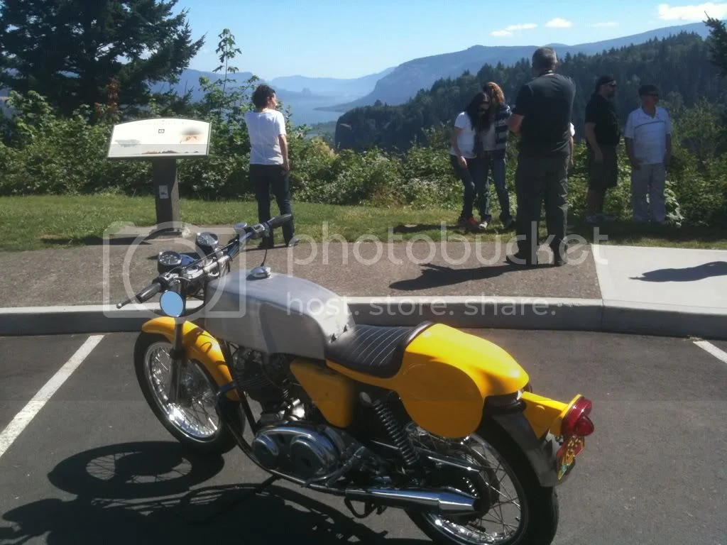 Sunday Ride in the Gorge