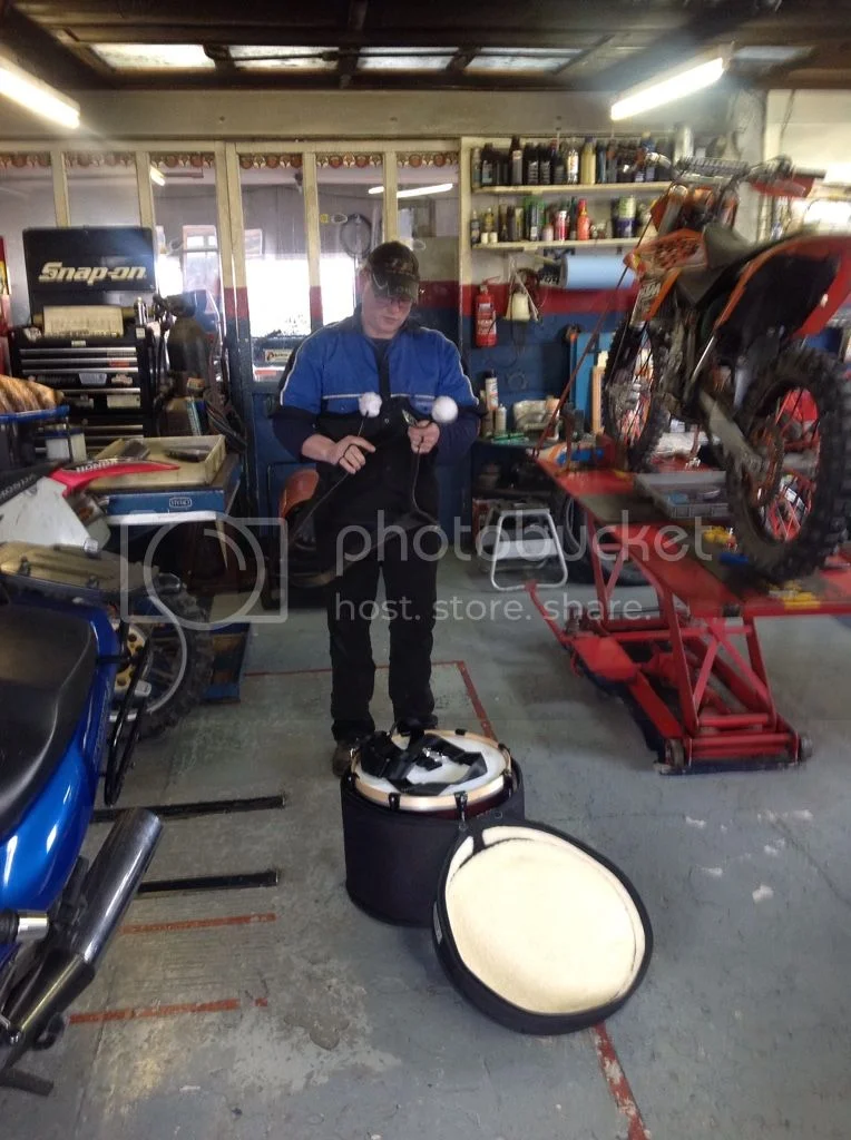 Last train to Glasgow Central..........Last Traaaain......