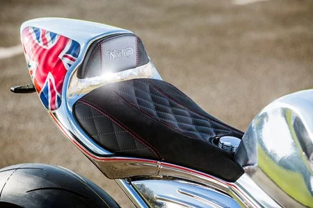 Incoming -  Aluminum Fuel Tank for my Dominator