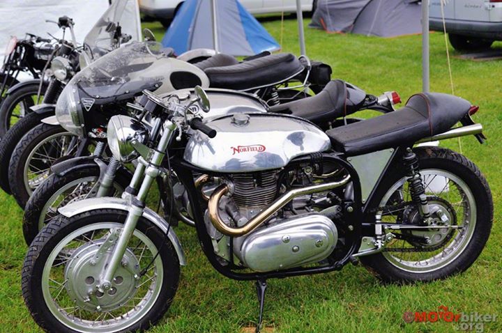 1969 Interceptor RoyalEnfield Engine into a Featherbed frame