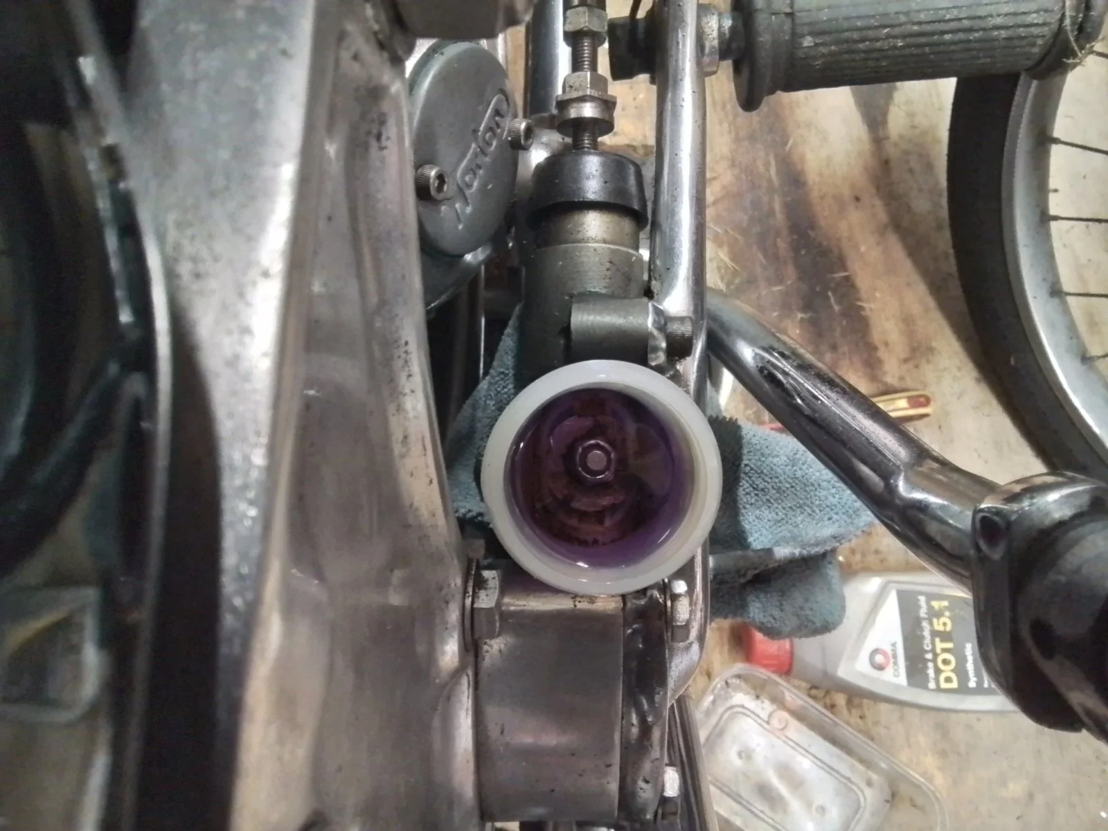 Norton or triumph back master cylinder  fitted ??