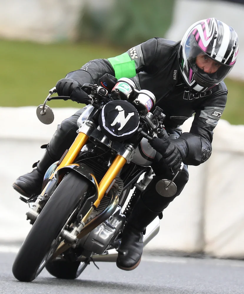 Pictures of your Norton 961