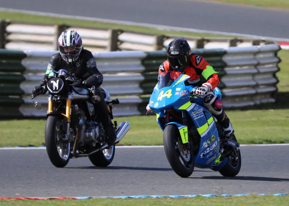 Pictures of your Norton 961