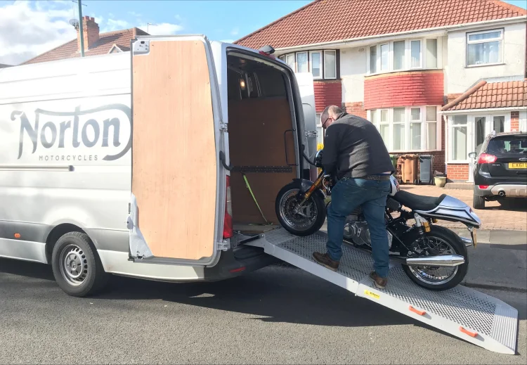 Pictures of your Norton 961