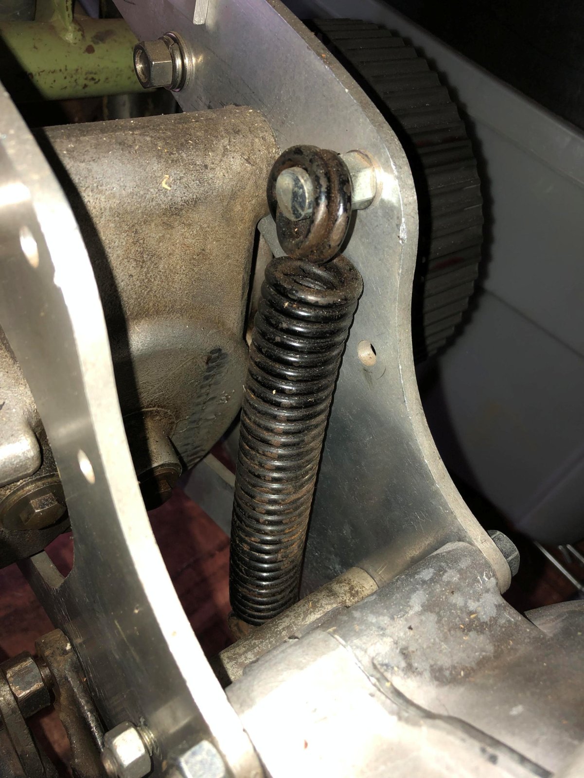 center stand spring for widelines