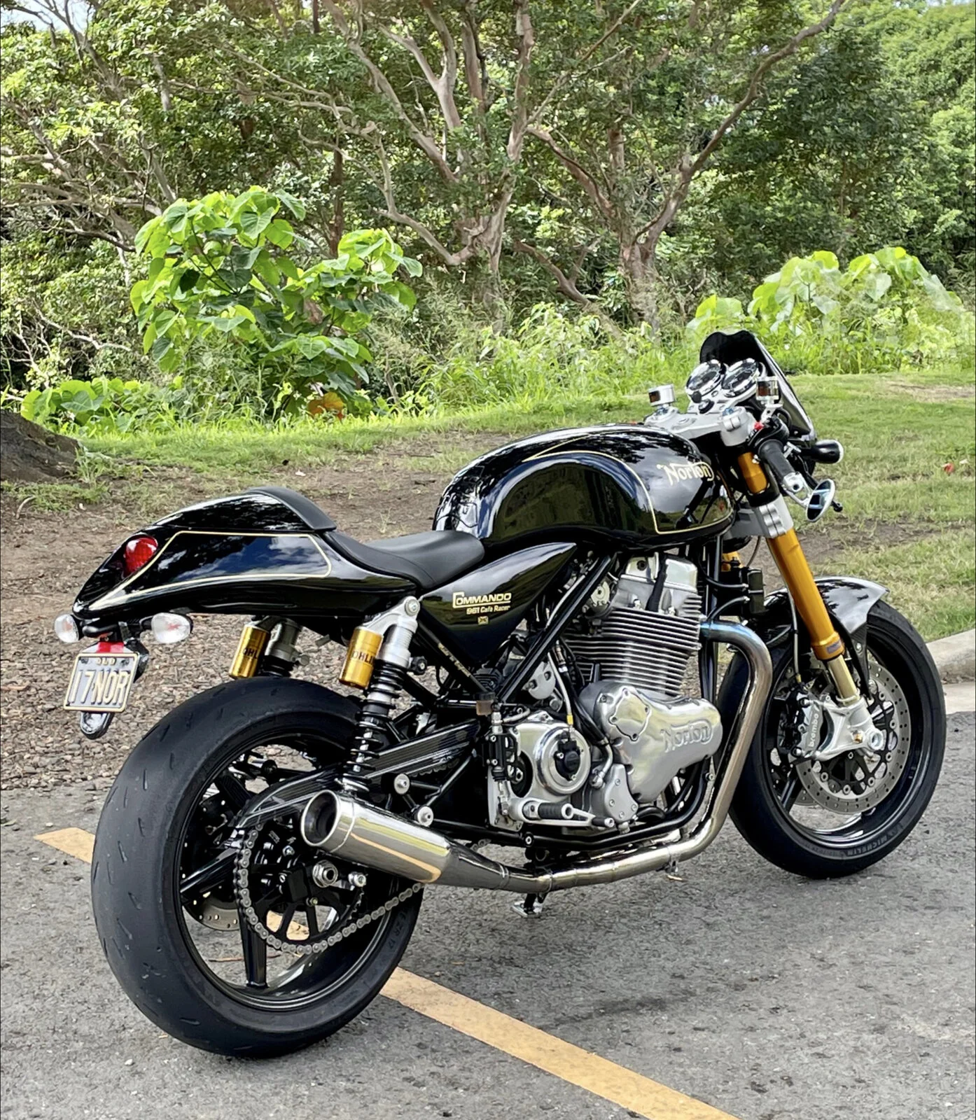 Pictures of your Norton 961