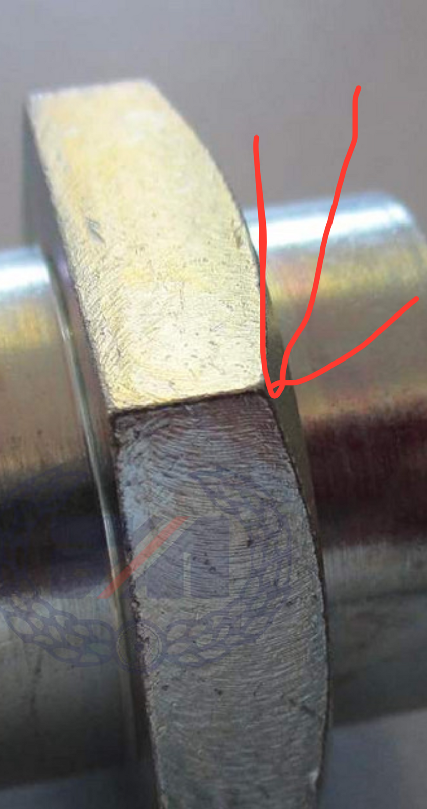 steering stem nut orientation on a pre 71 commando. which way up