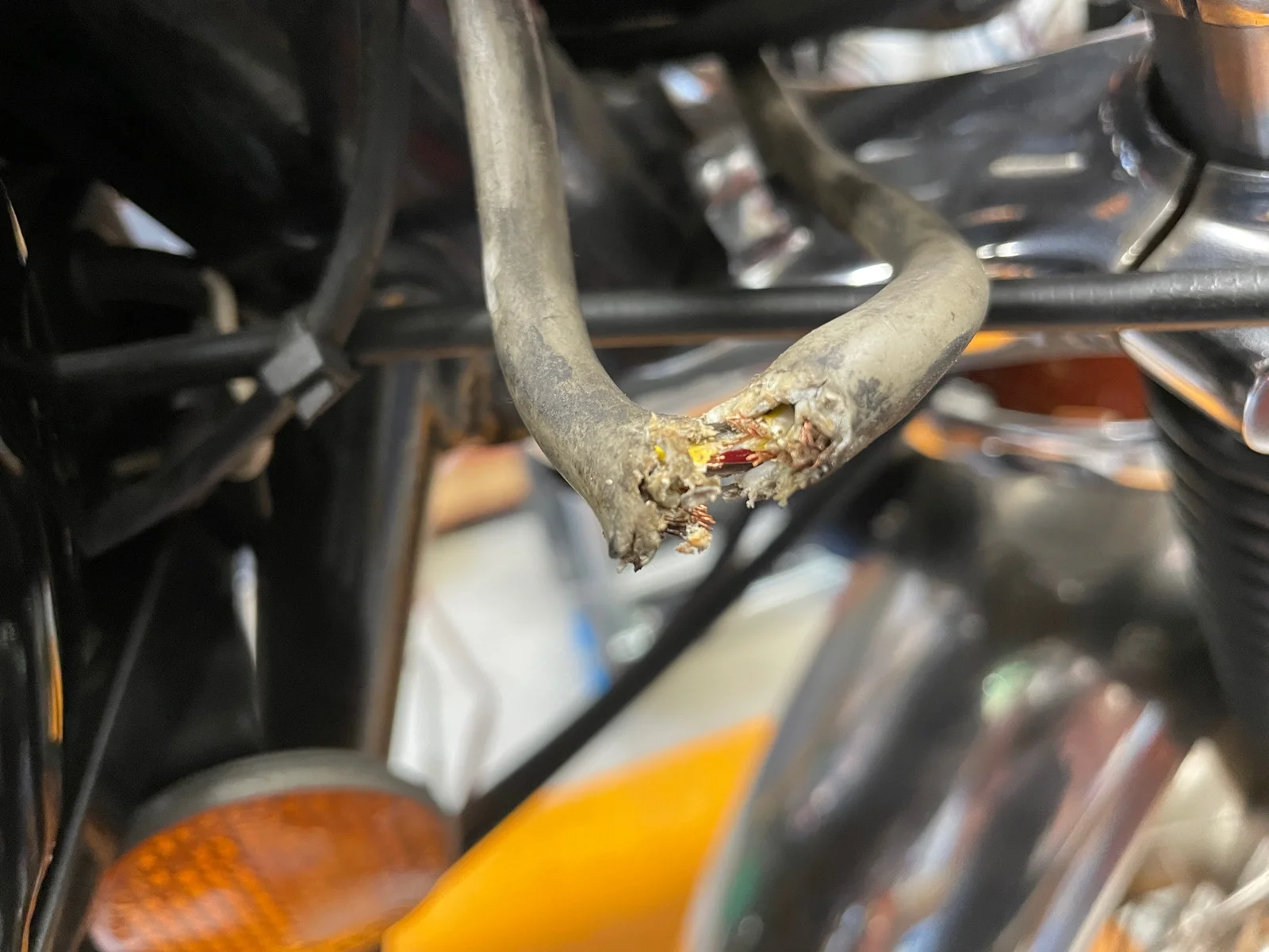 1975 850 MK3 nothing from ES button?