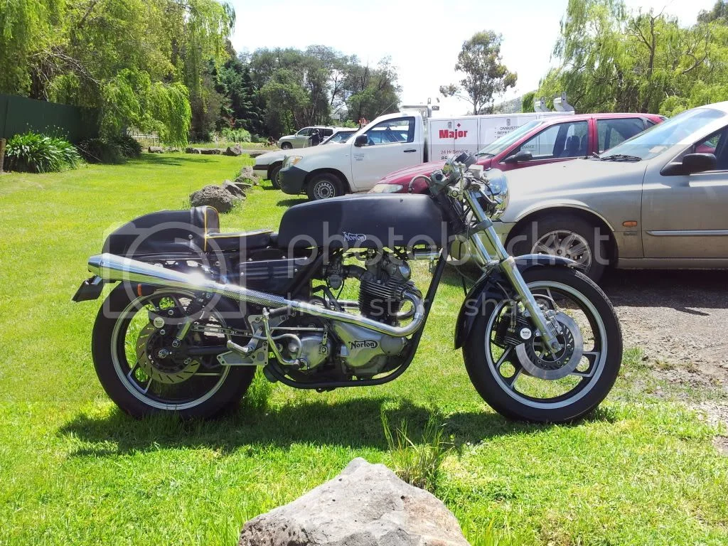 Commando Wheels (2011)