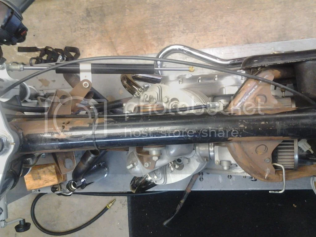 1971 Single sided swingarm fastback (2011)