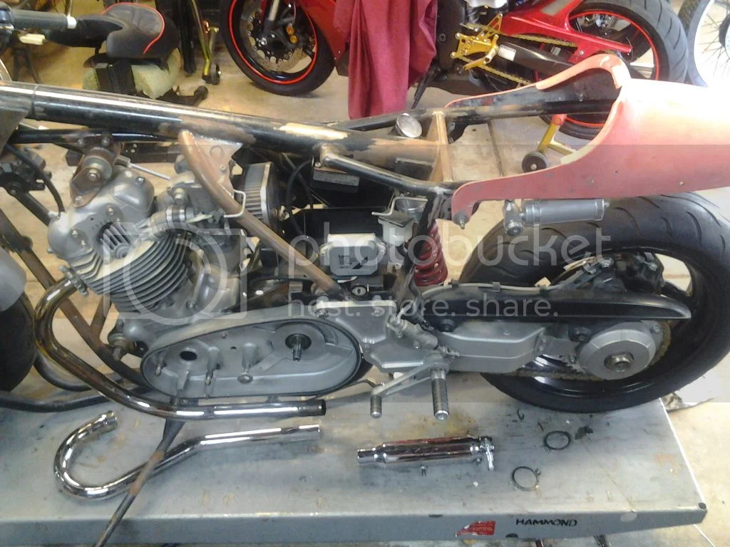 1971 Single sided swingarm fastback (2011)