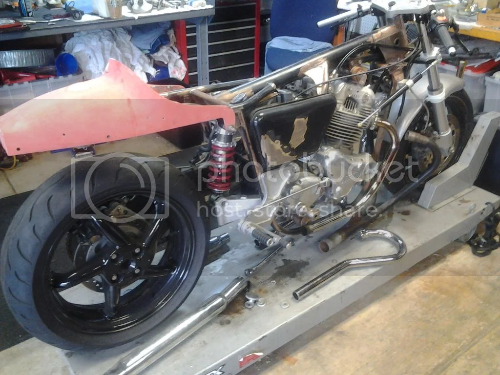 1971 Single sided swingarm fastback (2011)