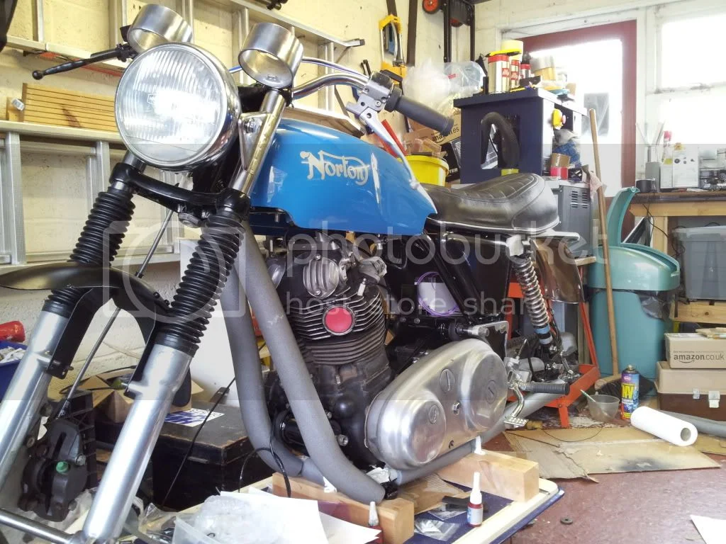 Pictures of your Norton Commandos