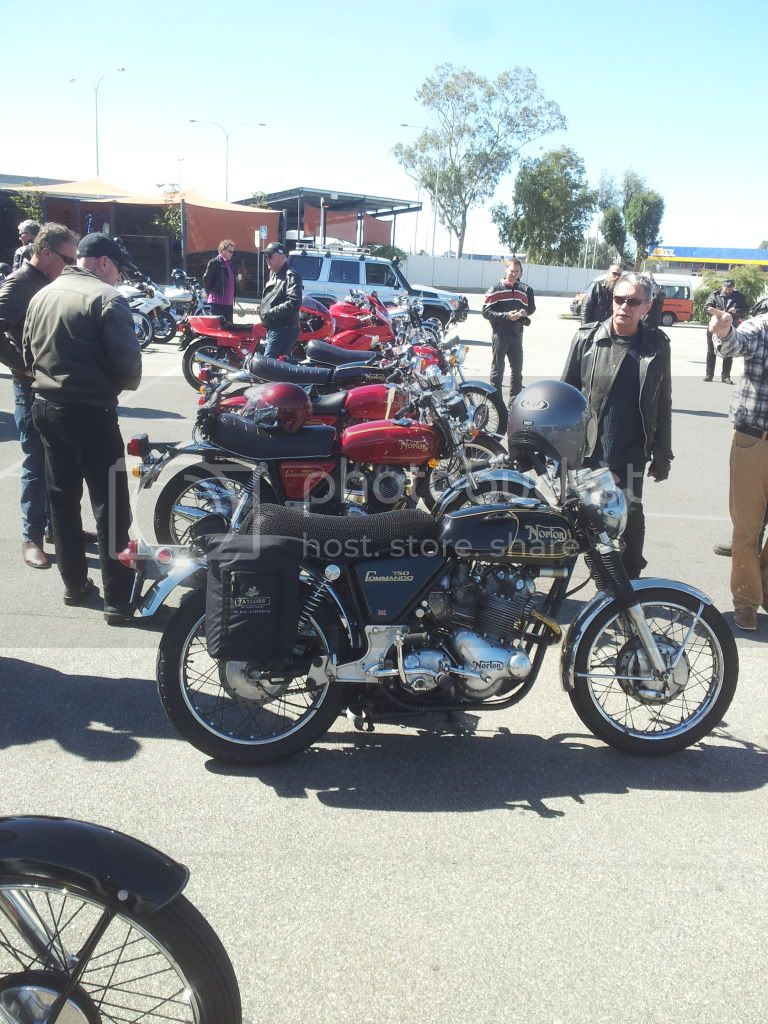 Pics from Norton Owners ride Perth.