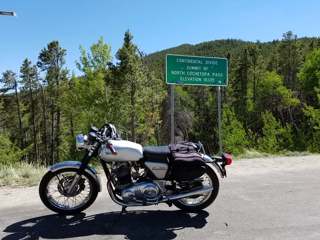 Pictures of your Norton Commandos