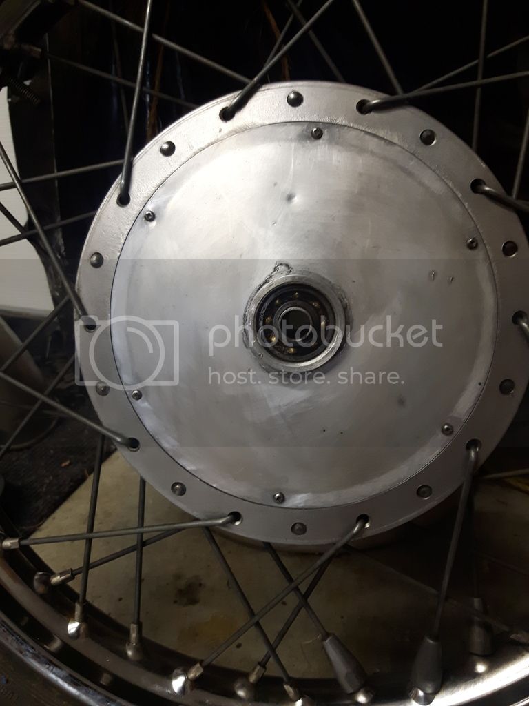Rear wheel bearings removal (2006)