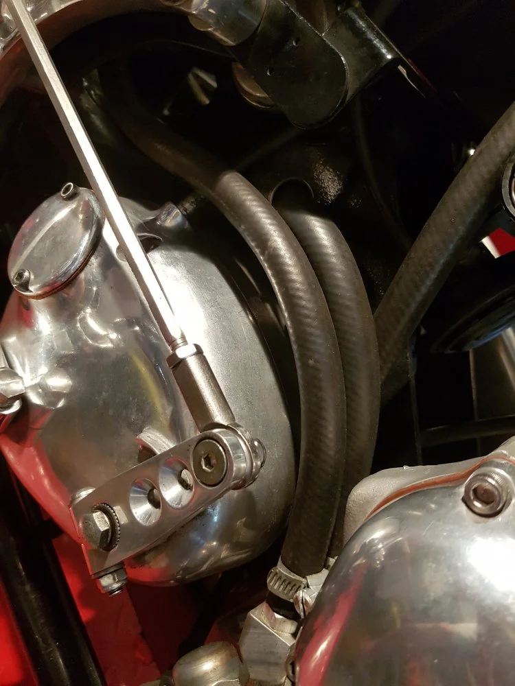 1973 Commando Herringbone Oil oil supply & return lines