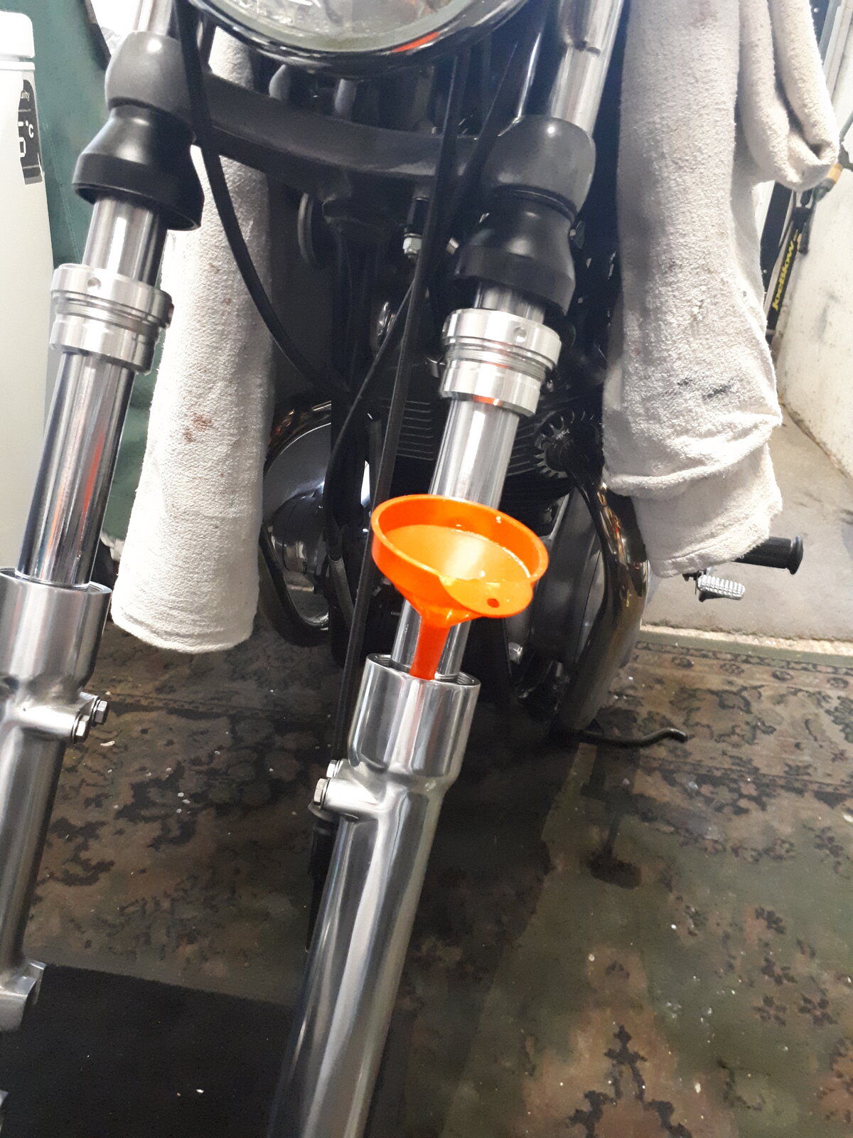Different way to change fork oil