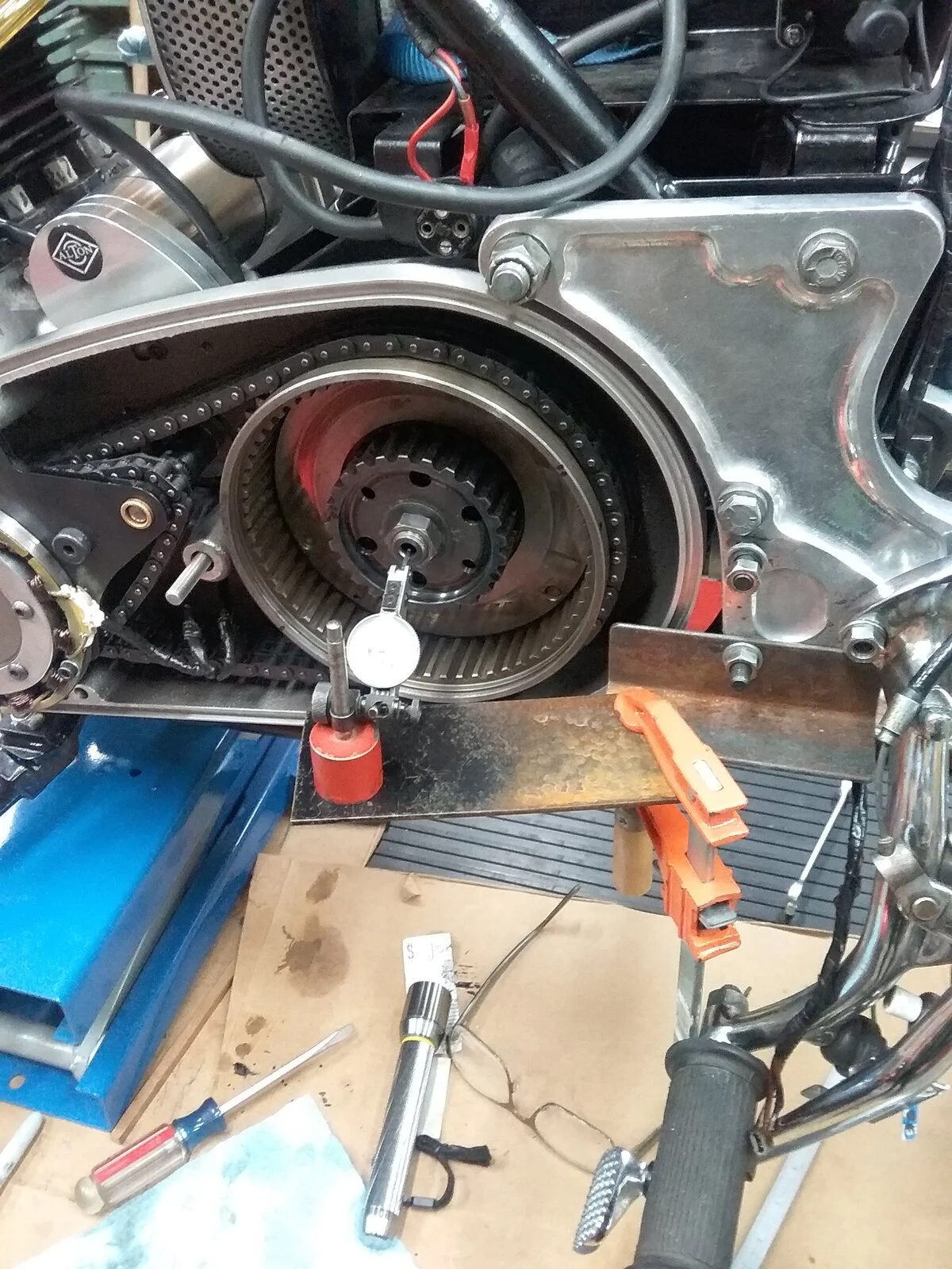 Clutch basket wobble Access Norton