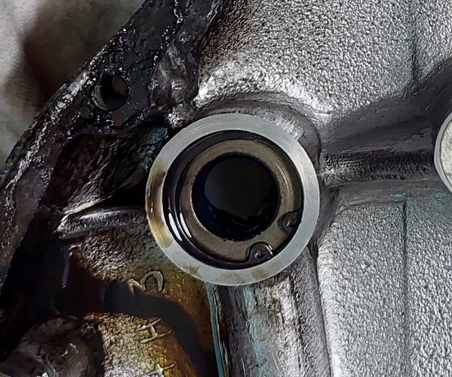 Oil Leaking From Timing Cover Page 3 Access Norton