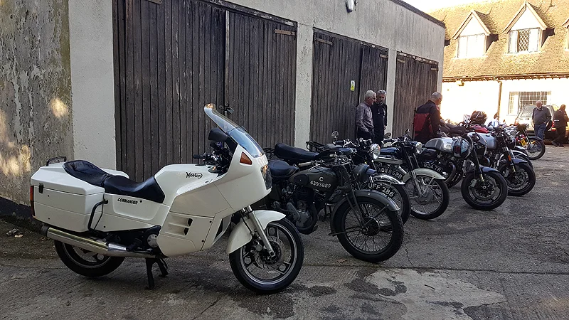 Pictures of your Norton 961