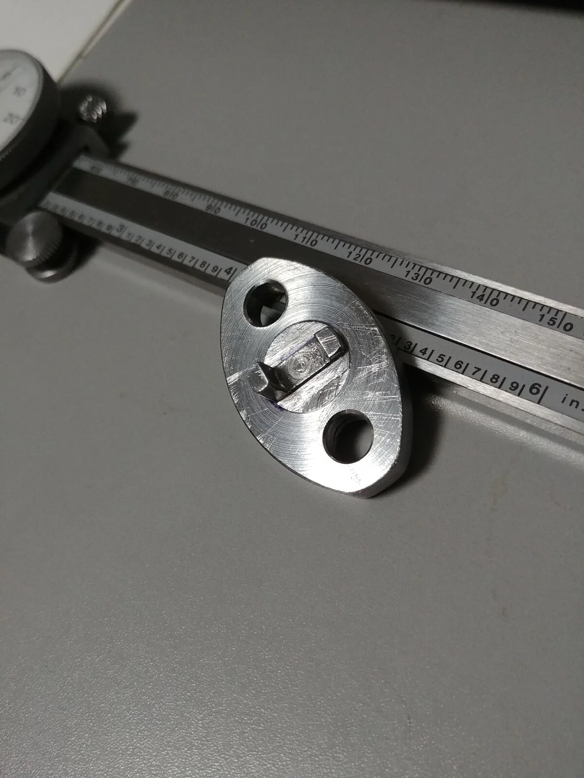 Cylinder Head - Oil Flow through Rocker Arms