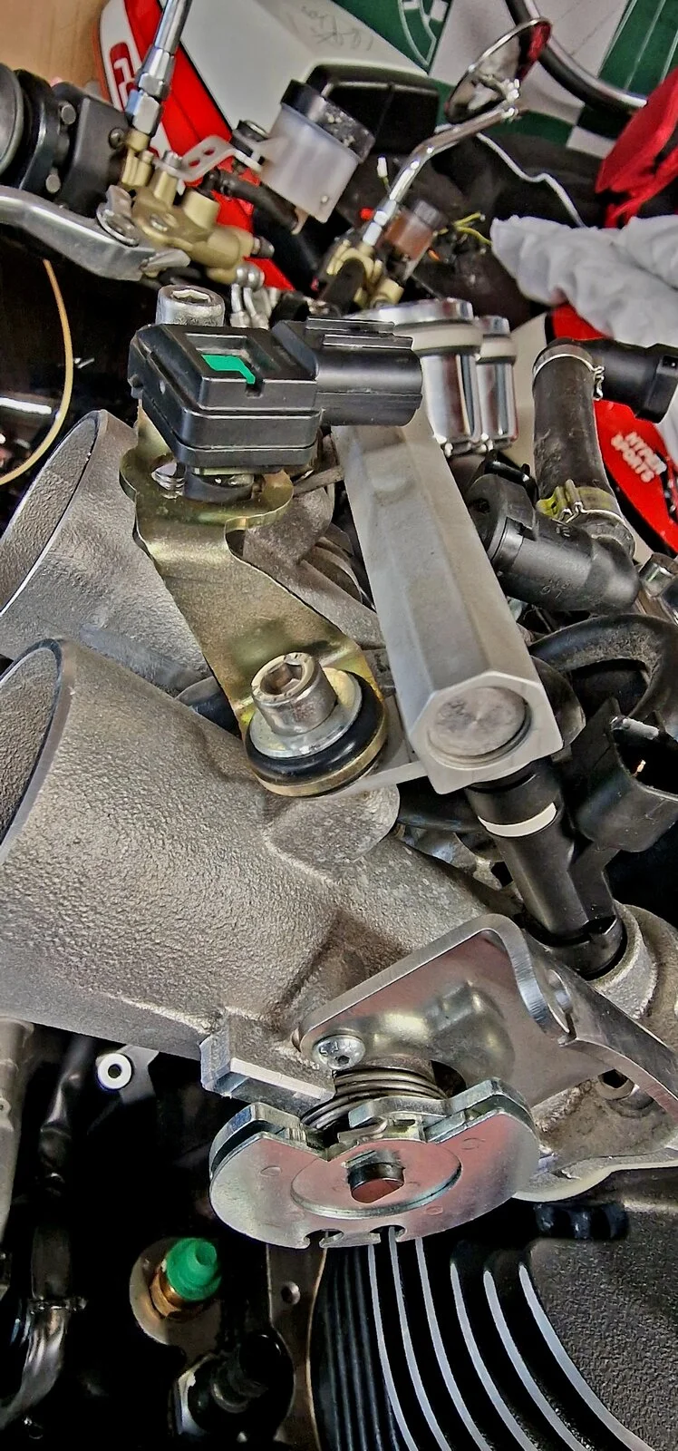 2022 Solihull Norton 961SP / 2018 Donington Norton 961 comparisons.