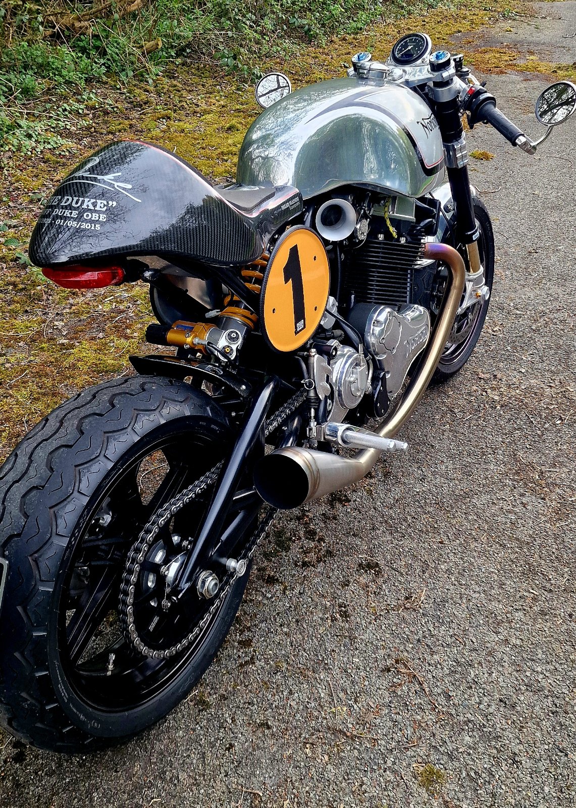 Pictures of your Norton 961