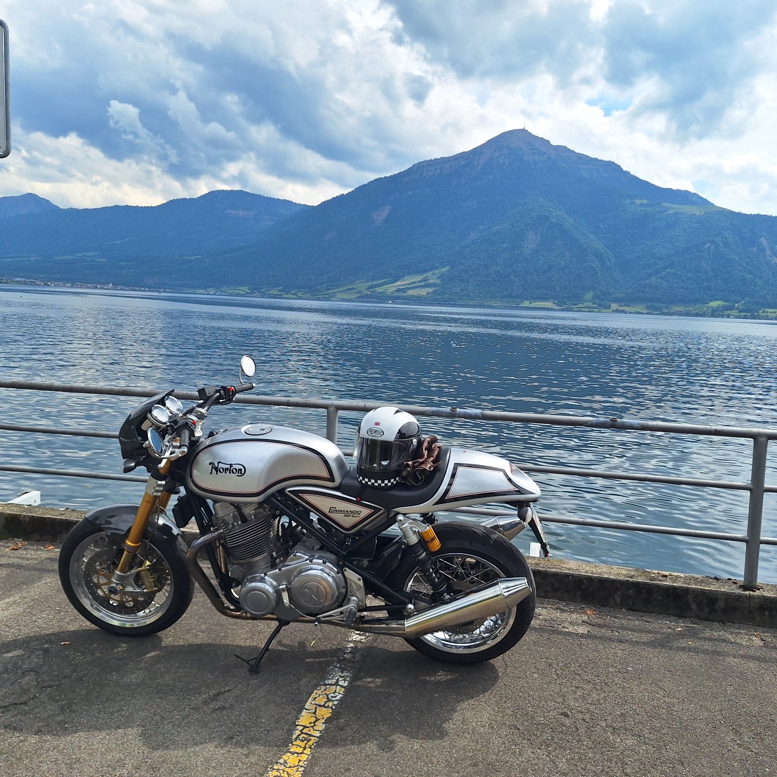 Pictures of your Norton 961