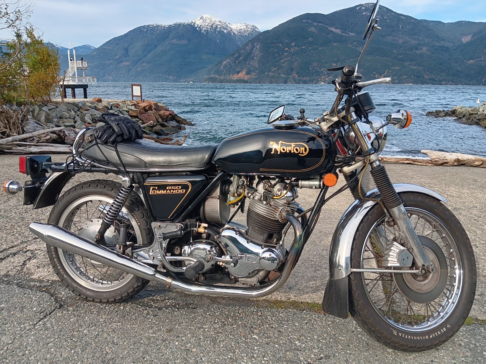 Pictures of your Norton Commandos