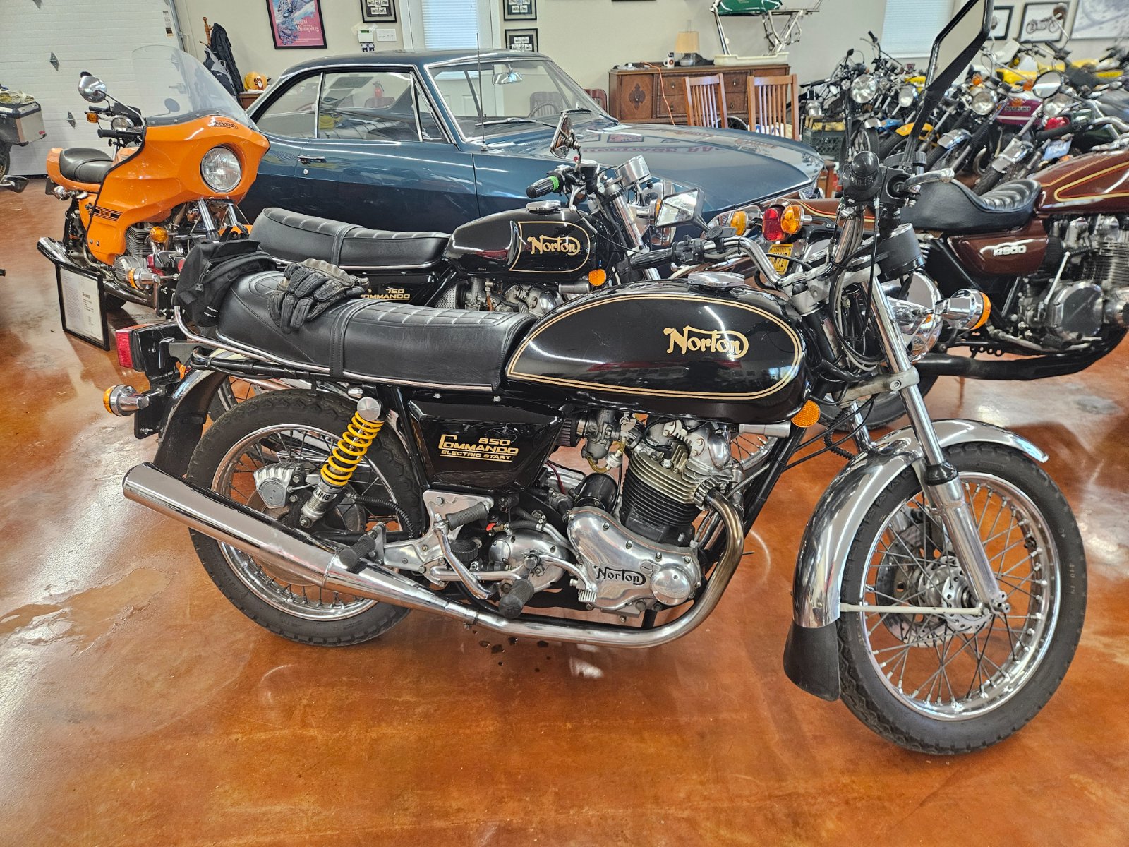 Ohlins Shocks for Commando?