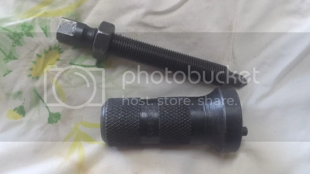 Rocker Shaft Puller (2010) Page 2 Access Norton