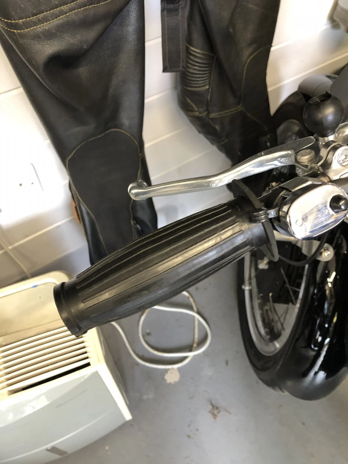 Vibrations on the clip ons