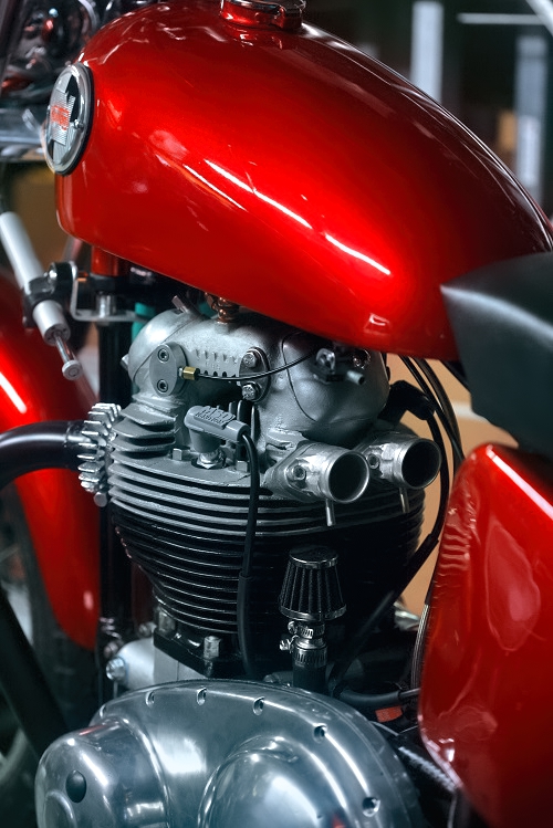 Modifying Commando intakes for CR or FCR carburetion on P11