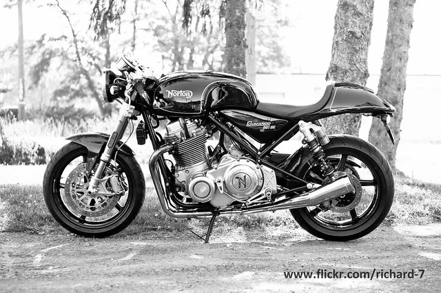 Norton and Triumph in MCN