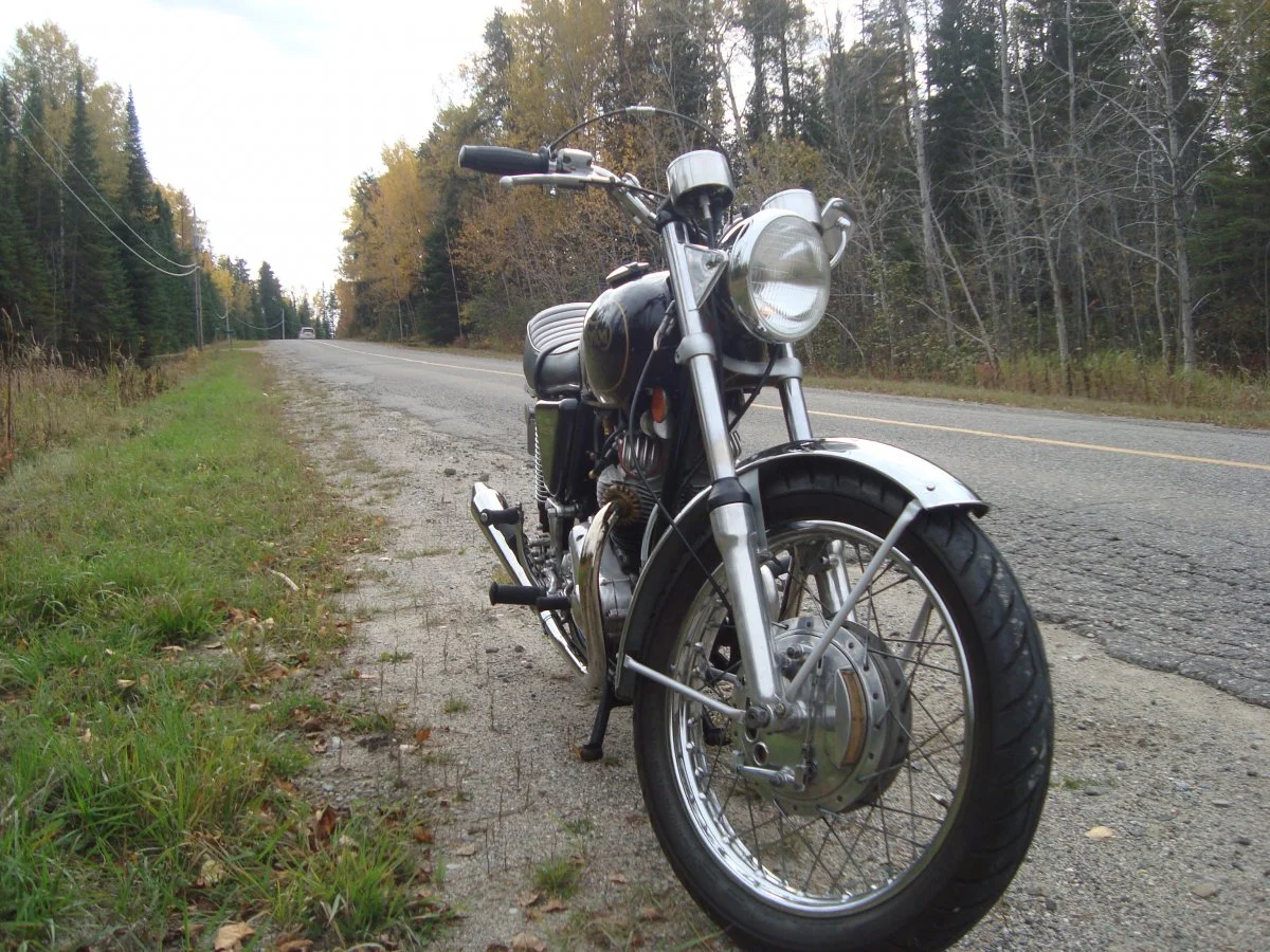 Pictures of your Norton Commandos