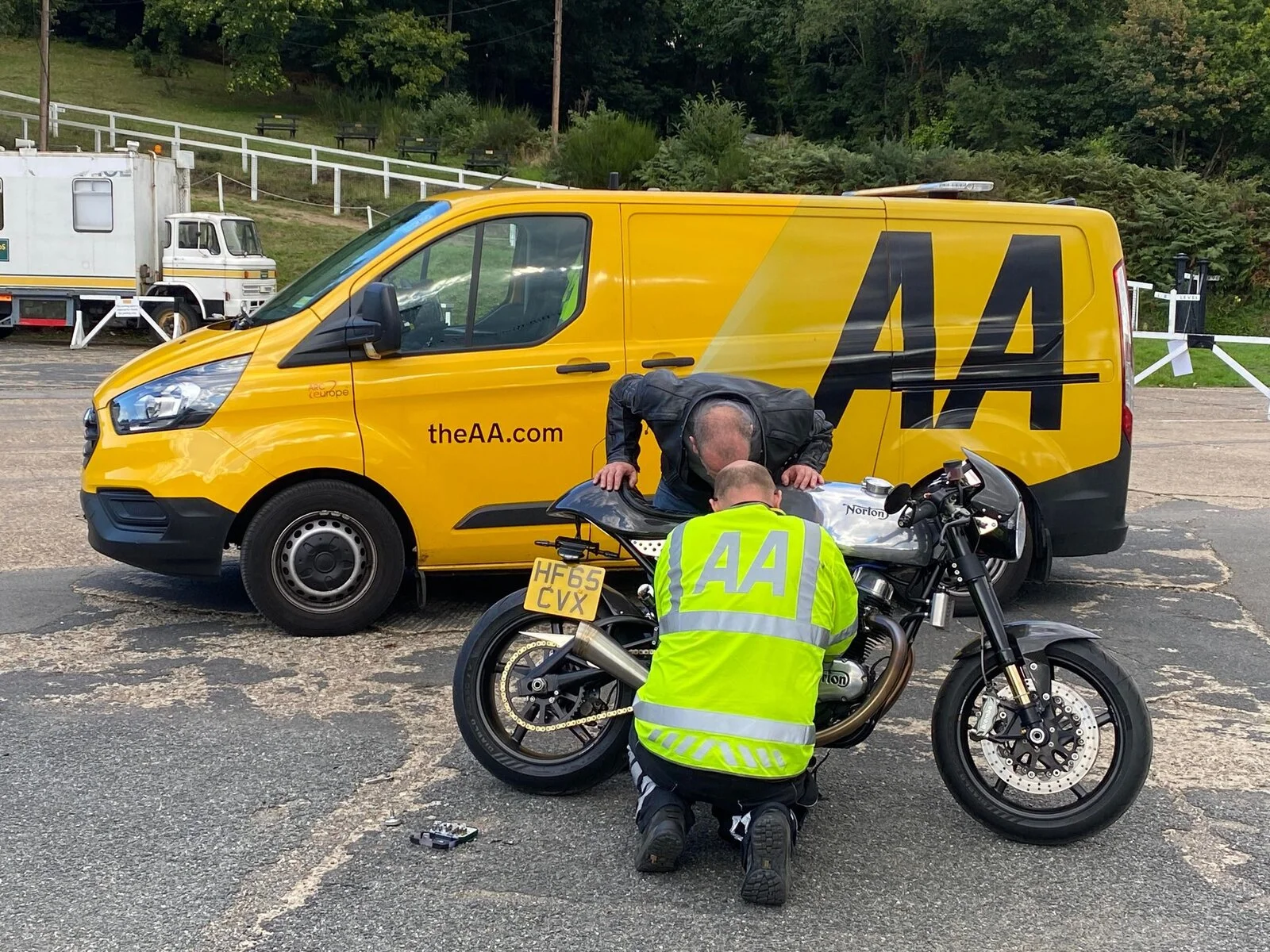 Pictures of your Norton 961