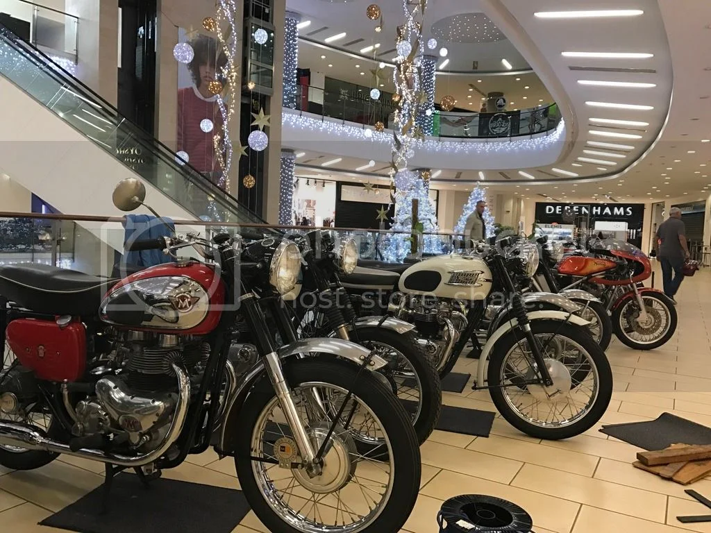 Vintage bike show pics