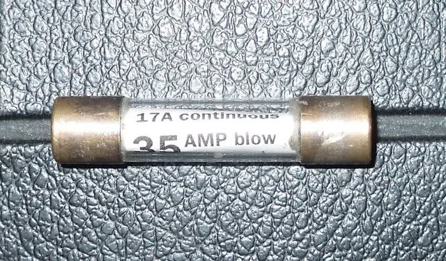 Zener diode and rectifier