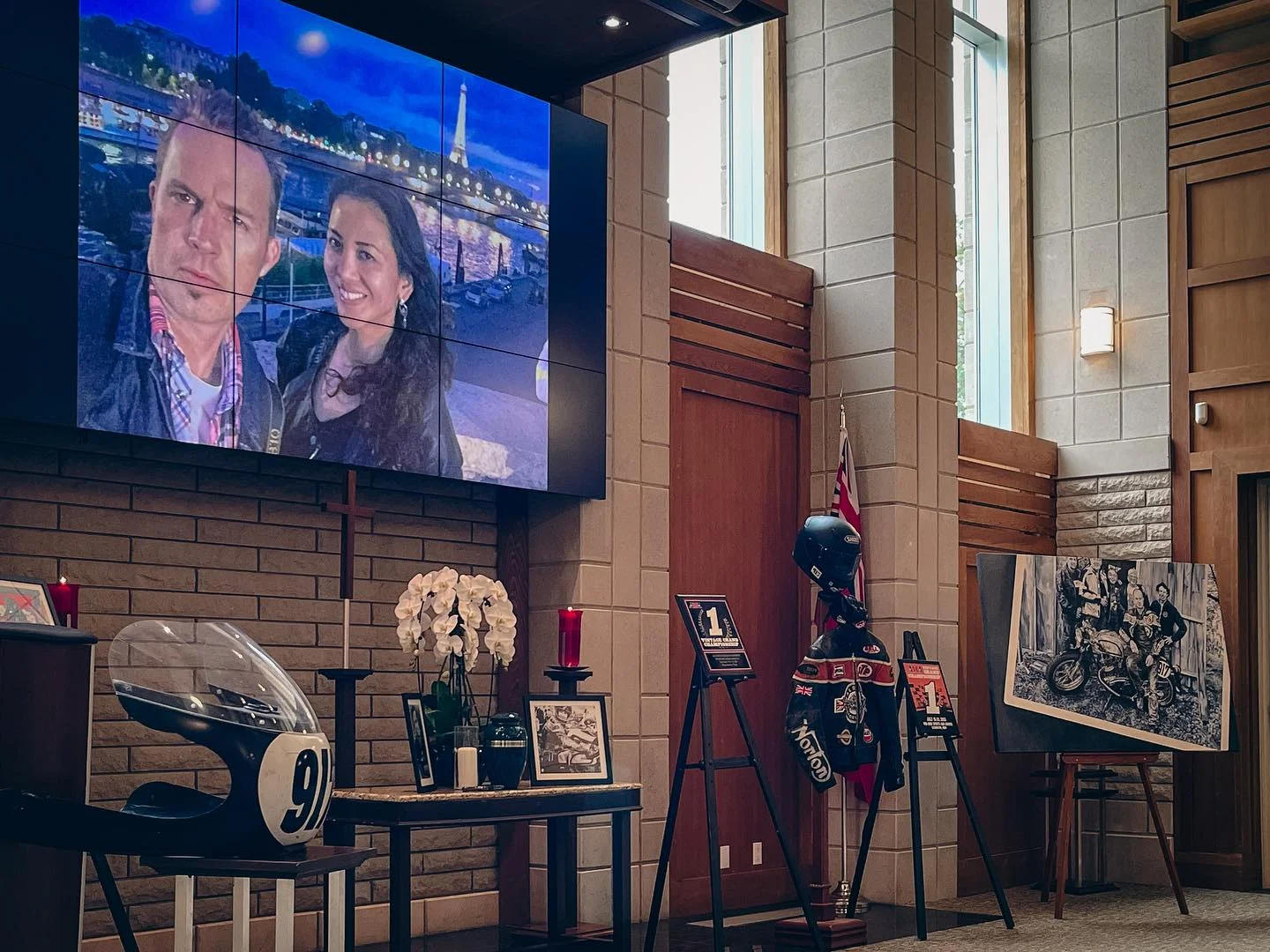 Doug's MacRae's memorial