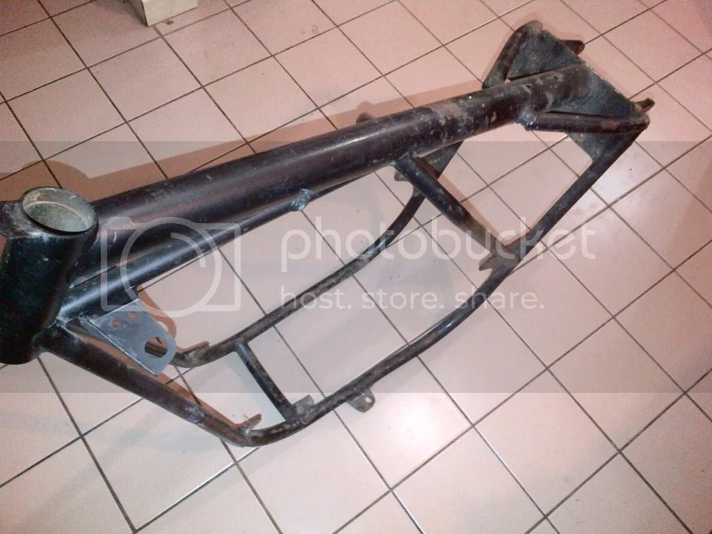 snagged a mlstery frame off kijiji