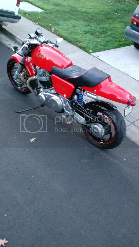 1971 Single sided swingarm fastback (2011)